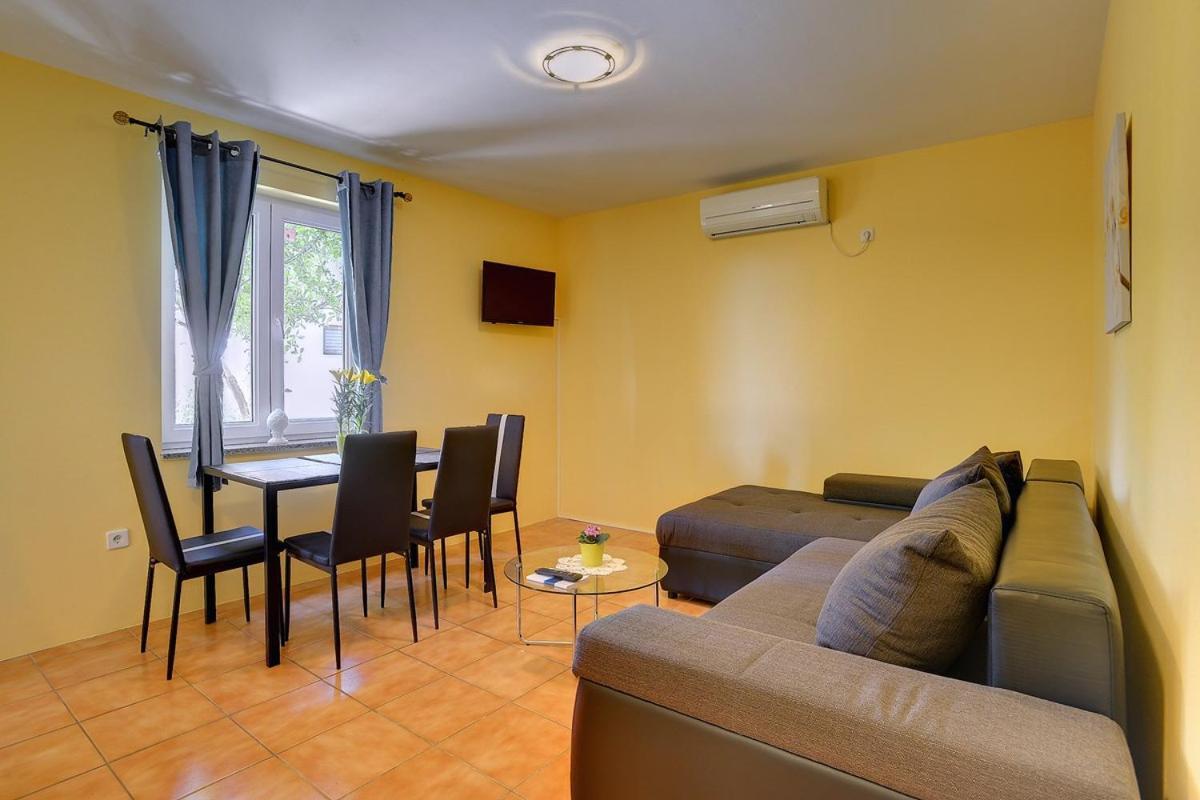 Apartments Puntica Ližnjan Exterior foto